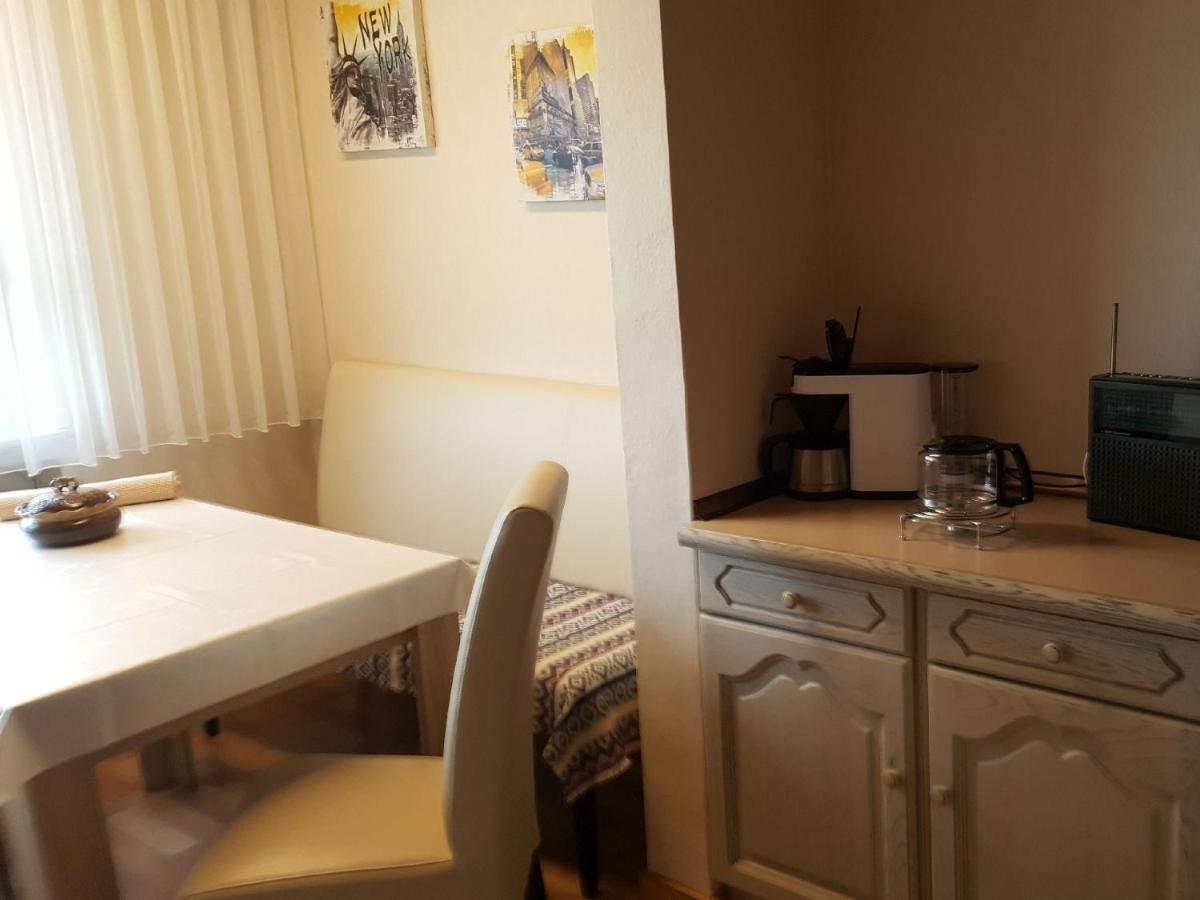 Ferienwohnungen Am Finkenweg 贝斯特维格 外观 照片