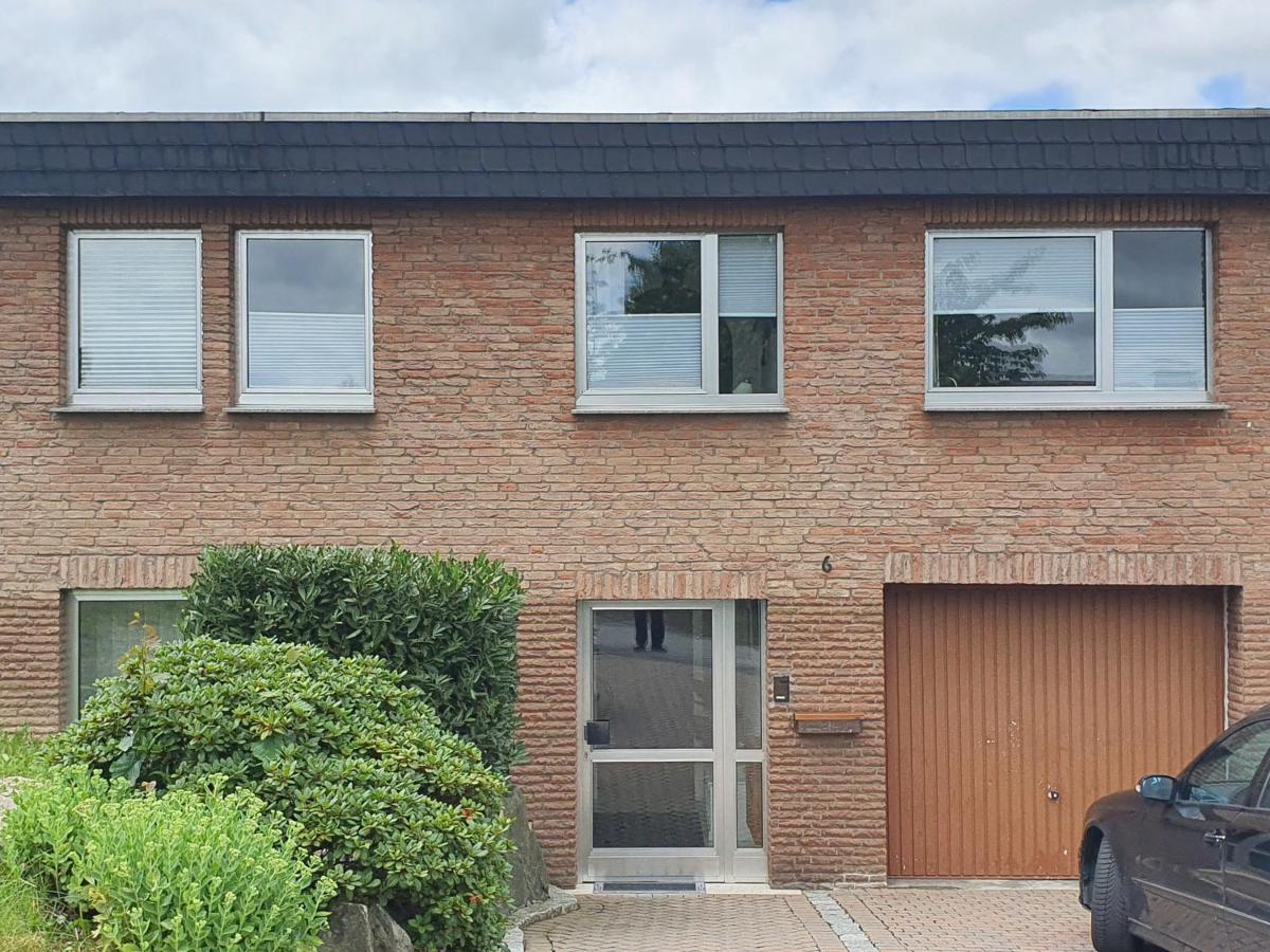 Ferienwohnungen Am Finkenweg 贝斯特维格 外观 照片