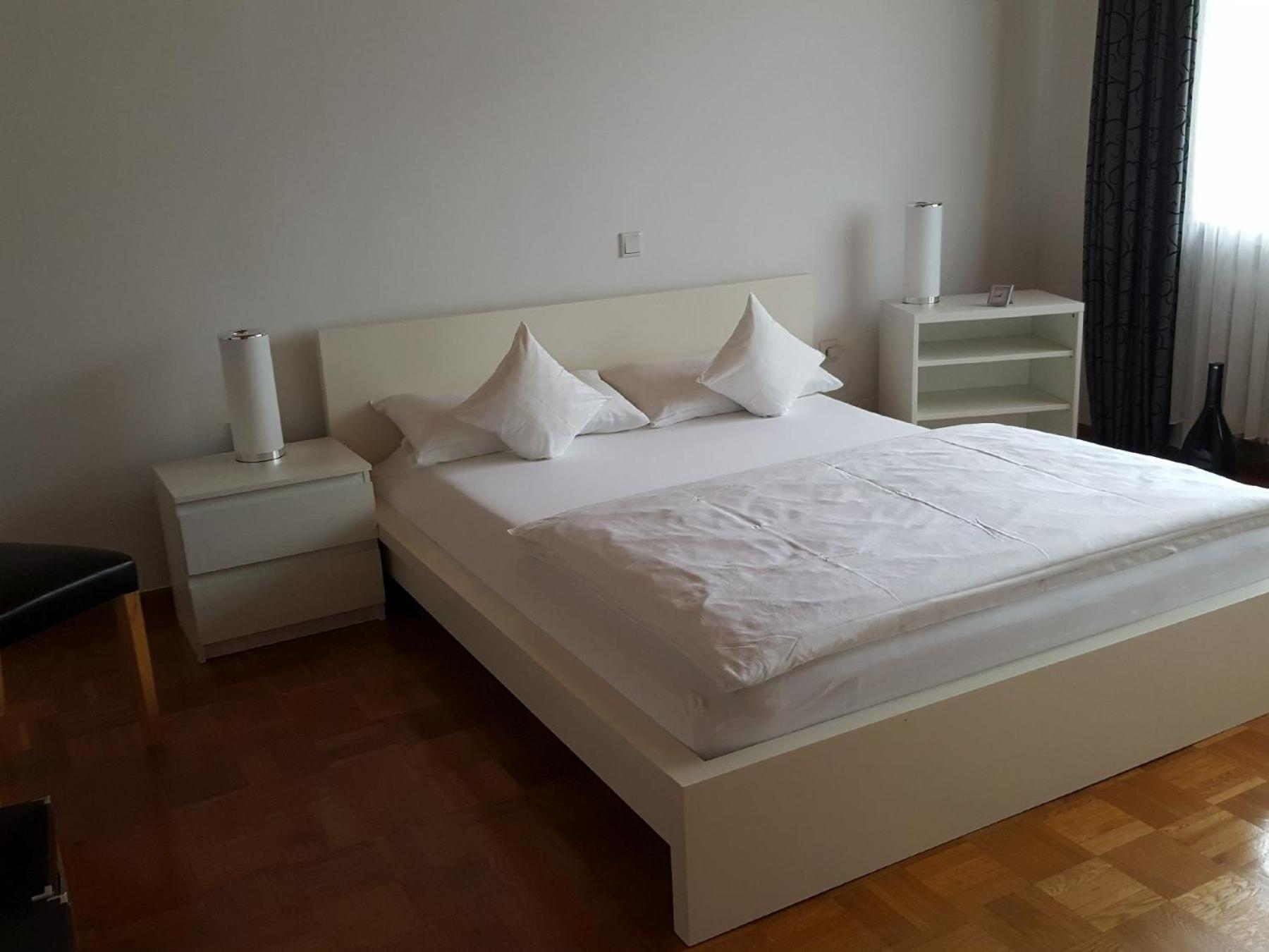 Ferienwohnungen Am Finkenweg 贝斯特维格 外观 照片