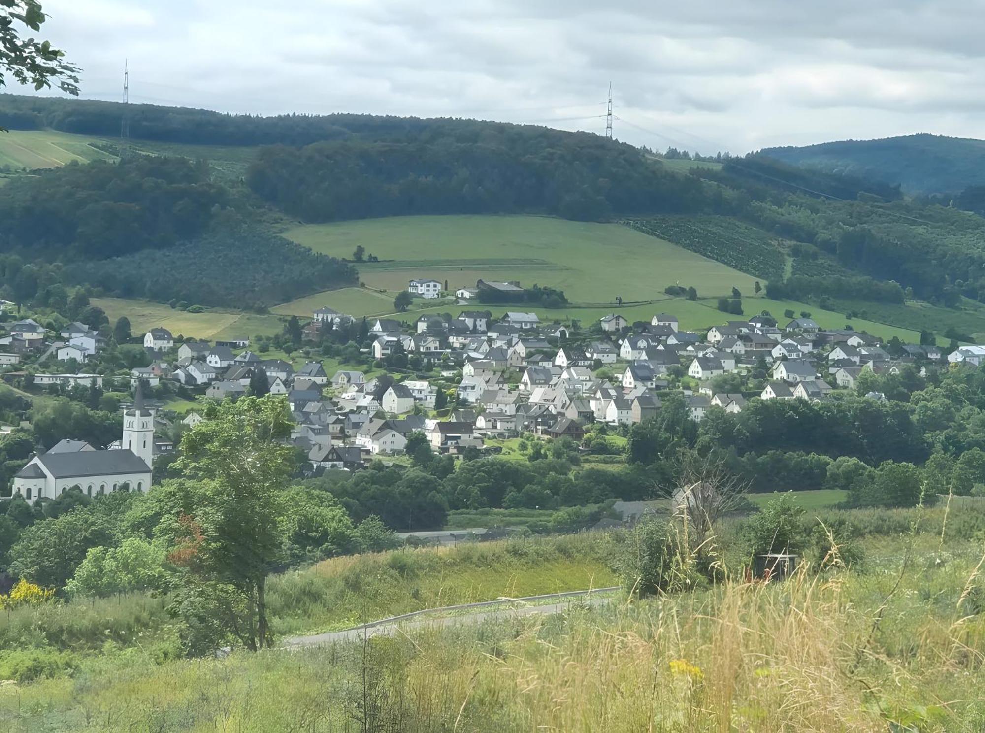 Ferienwohnungen Am Finkenweg 贝斯特维格 外观 照片