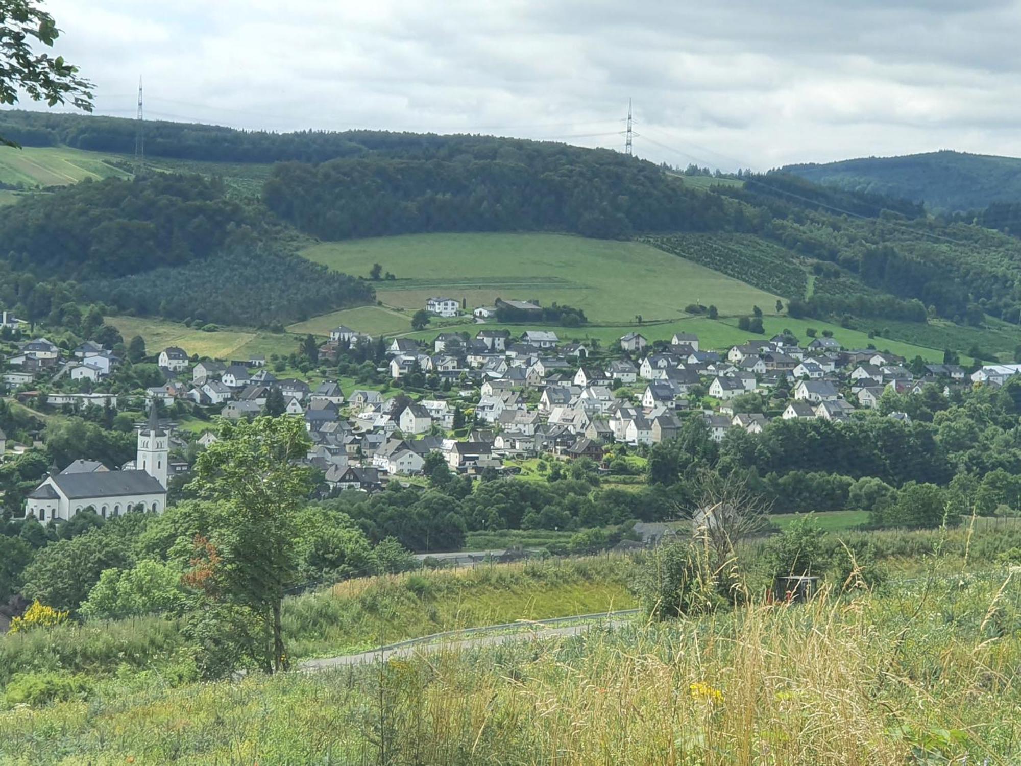 Ferienwohnungen Am Finkenweg 贝斯特维格 外观 照片